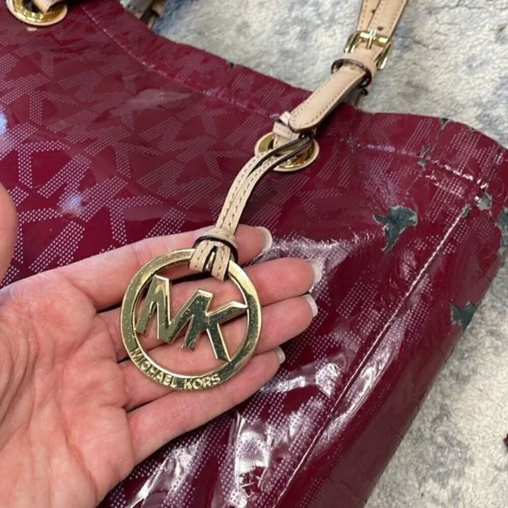 MICHAEL Michael Kors Jet Set Patent Leather Peony Tote Bag Logo DIY